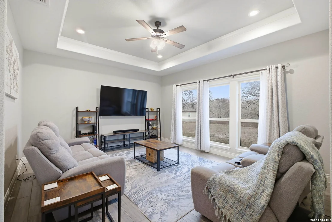 Photo of 117 Crescent Rdg