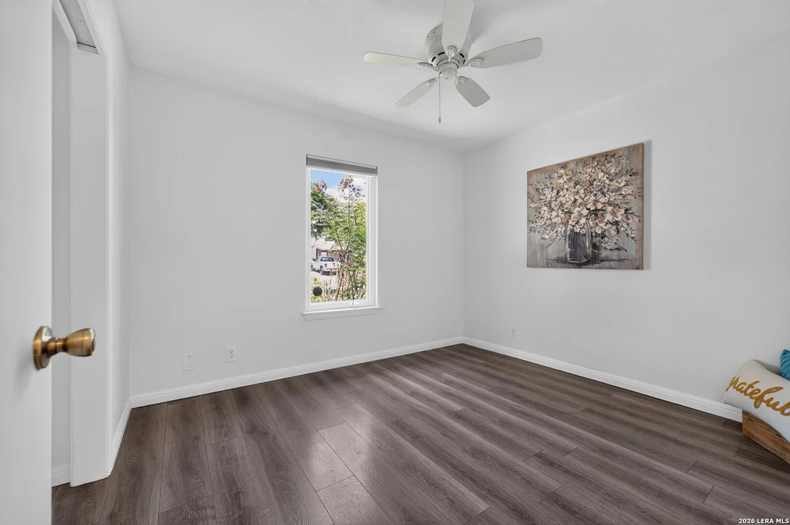 Photo of 9350 Cliff Way