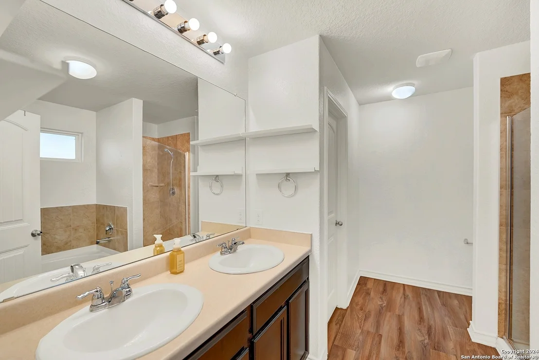Photo of 8702 Addison Rdg