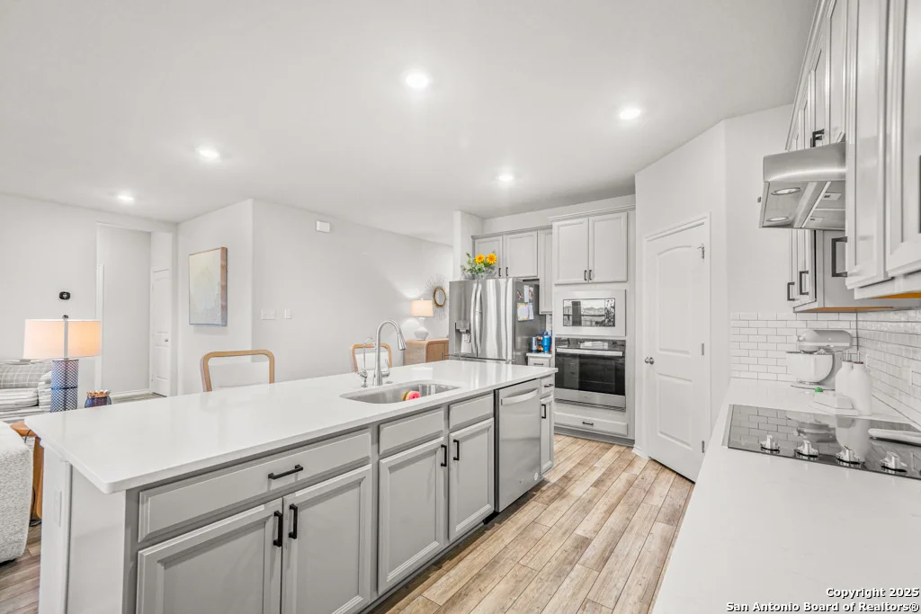Photo of 14578 Flatiron Cliff