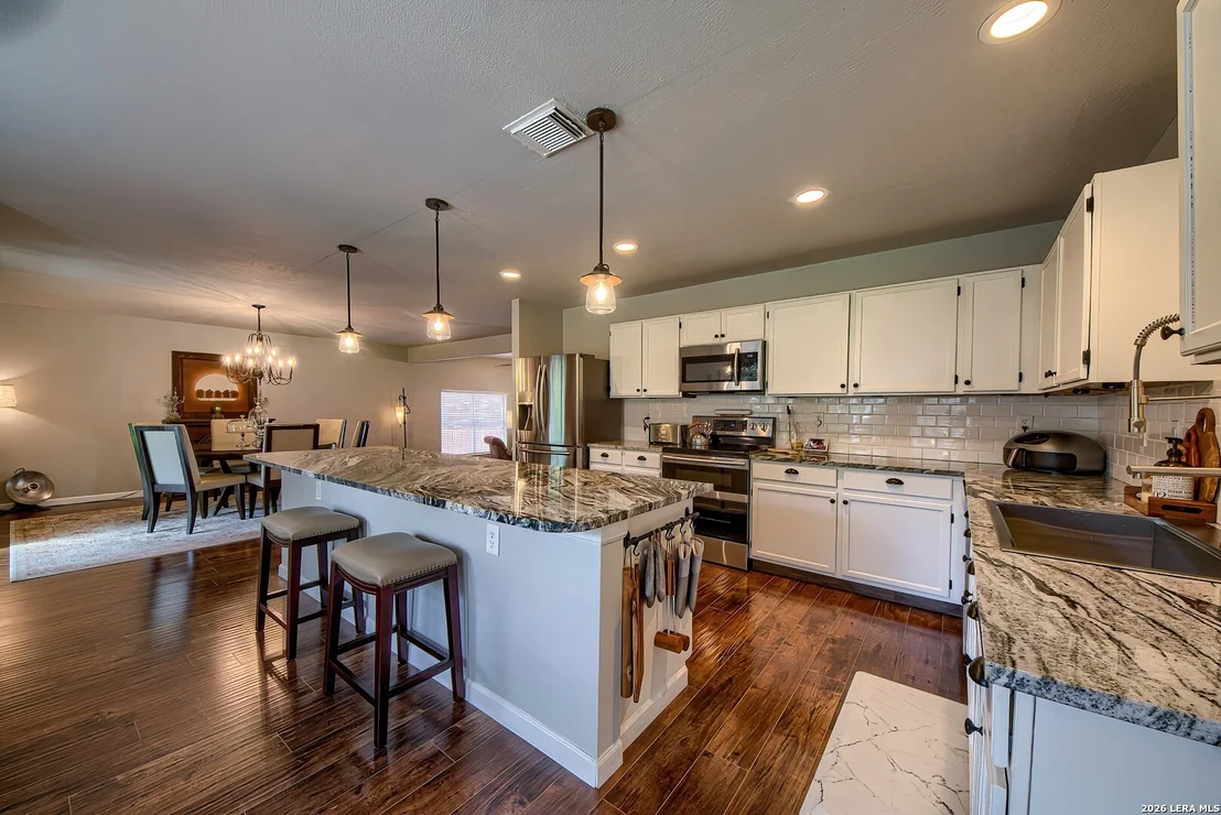 Photo of 2422 Thrasher Oak