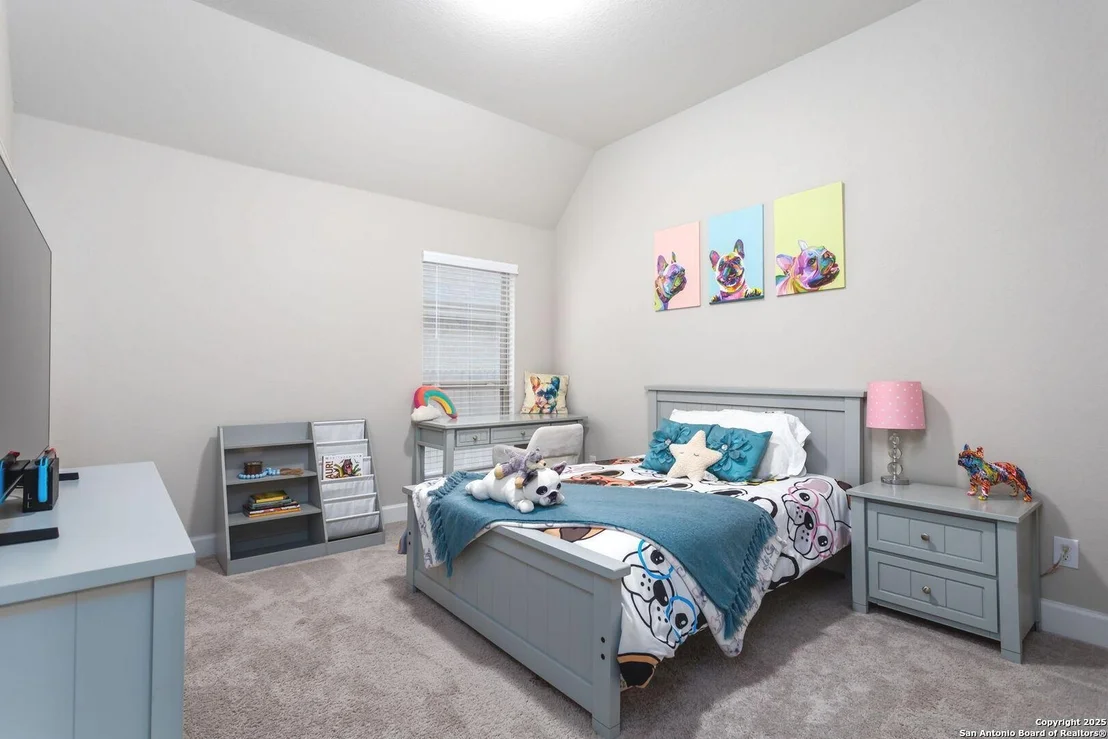 Photo of 2131 Thayer Cove