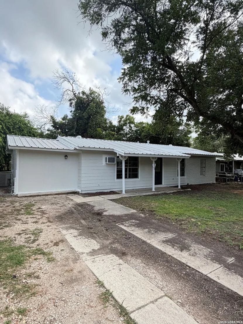 Photo of 6927 Biscayne