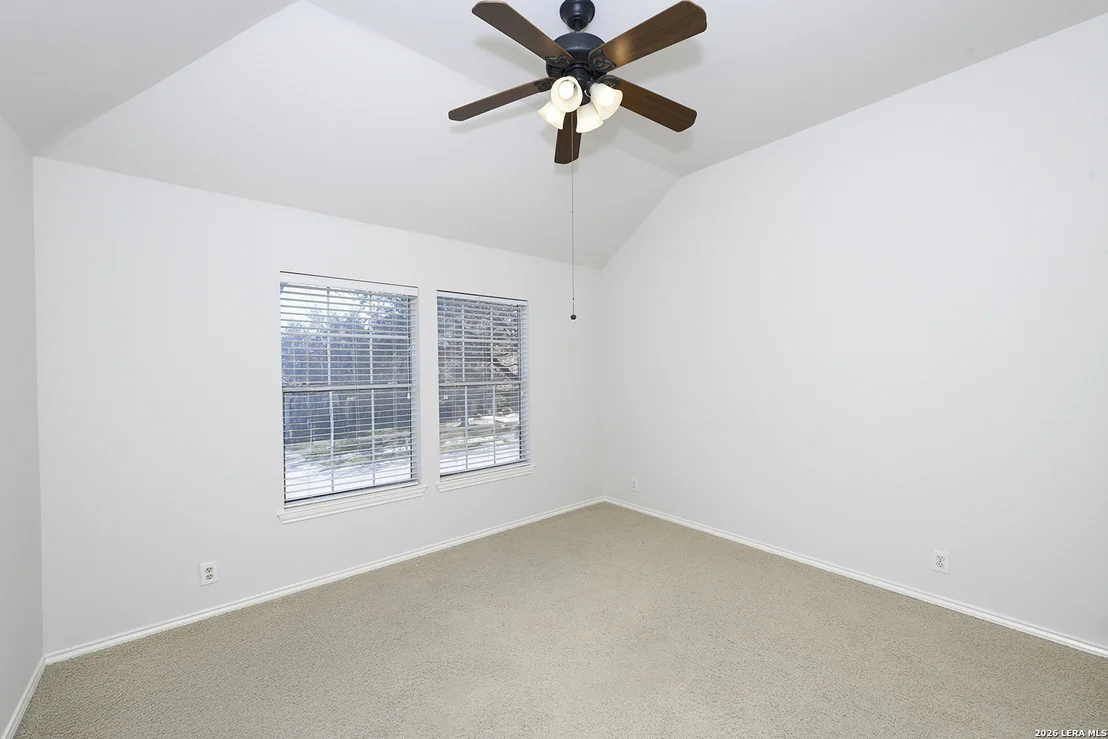 Photo of 1712 Oak Path