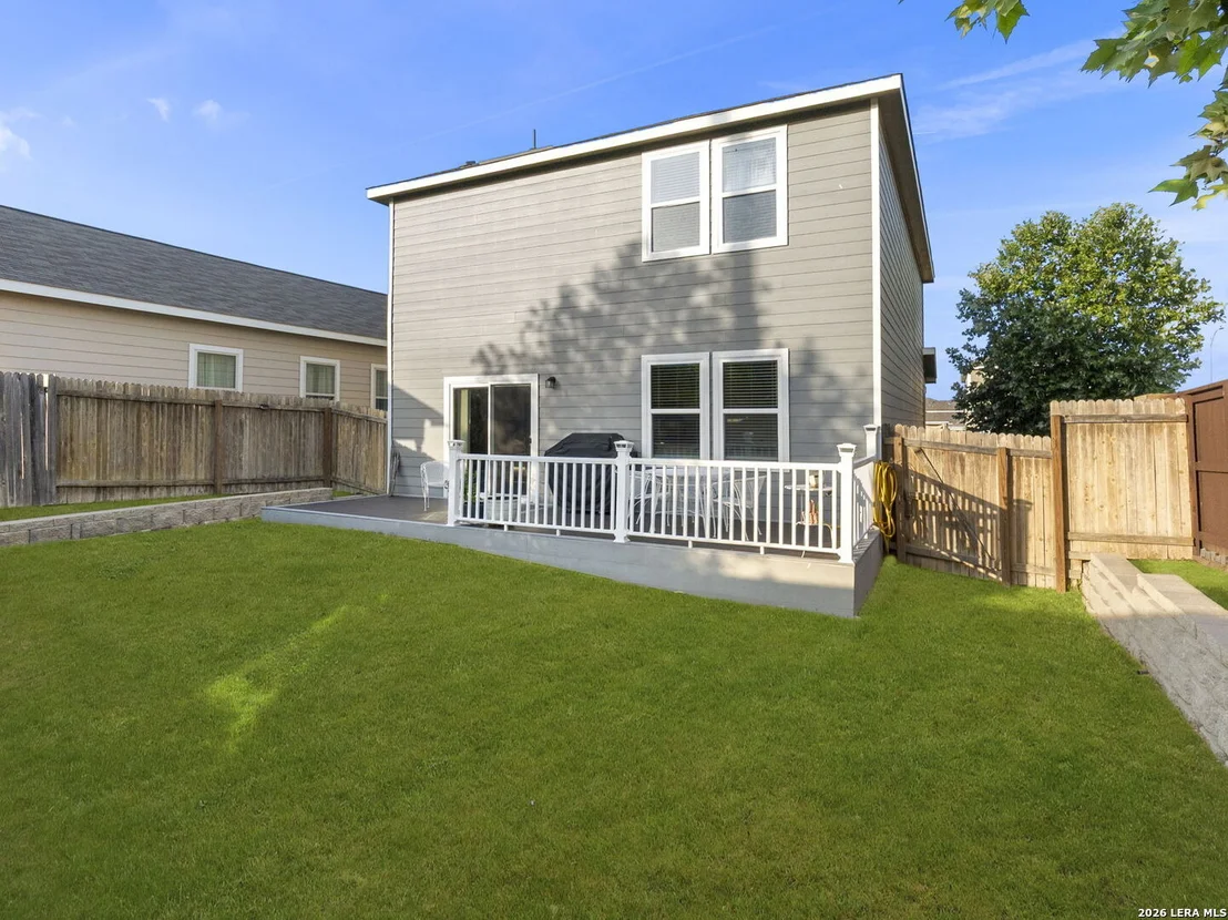 Photo of 4905 Hallies Garden
