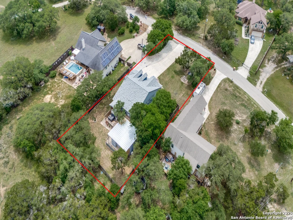 Photo of 651 RIVER VIEW DR