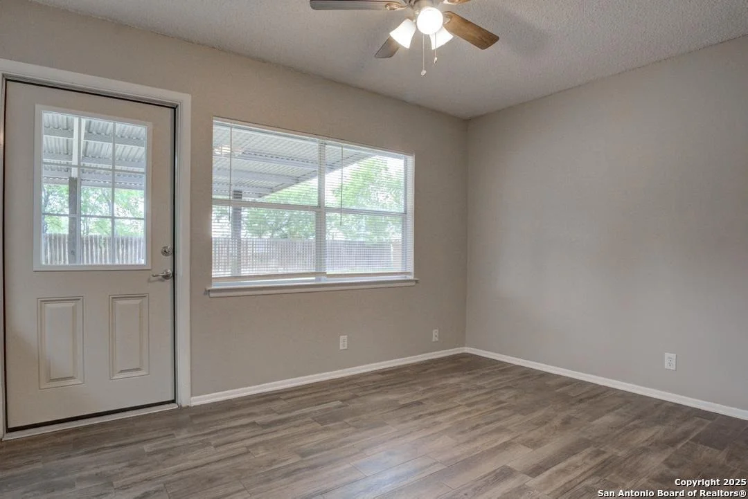 Photo of 7115 Whittney