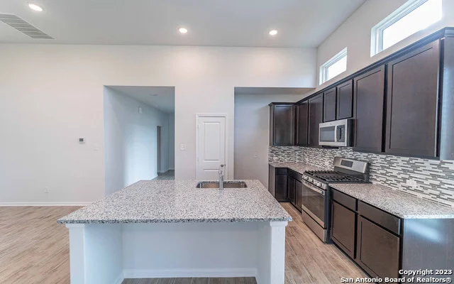 Photo of 4877 Knox View
