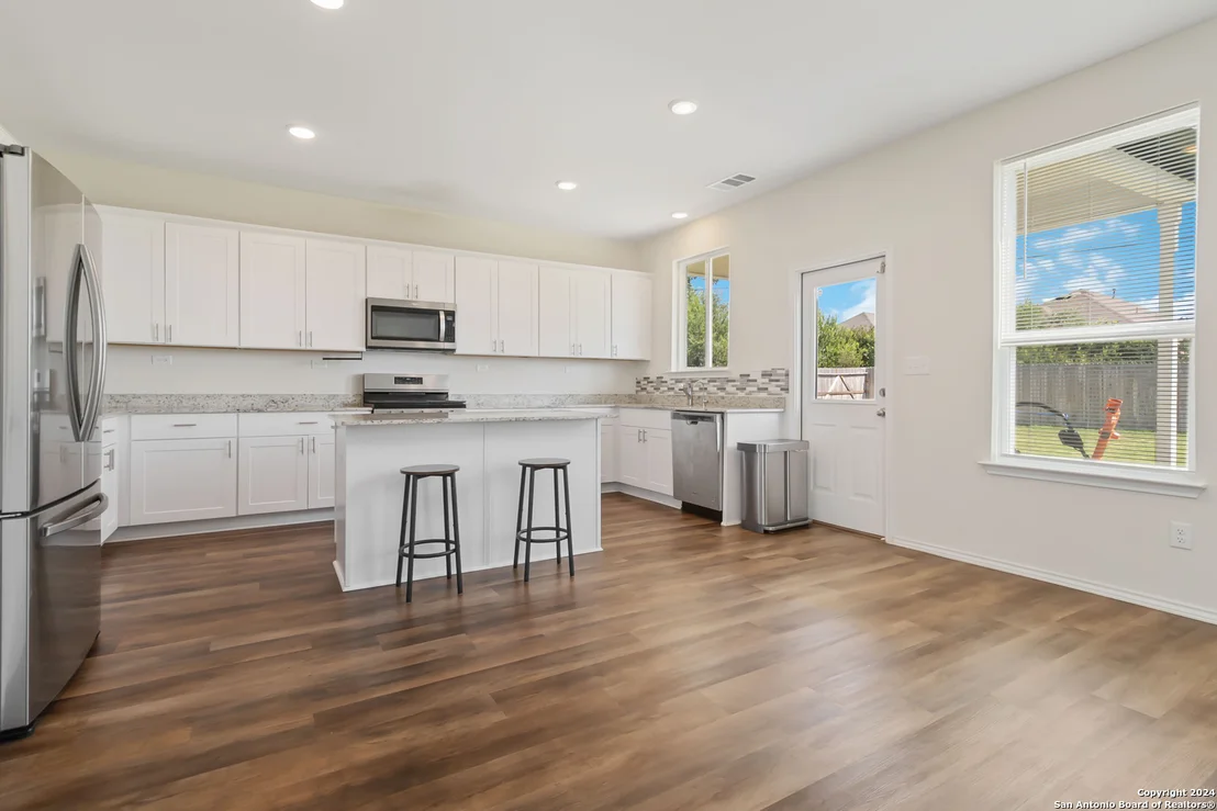 Photo of 13123 SENDERO ROBLE