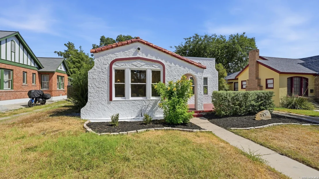 Photo of 237 DONALDSON AVE