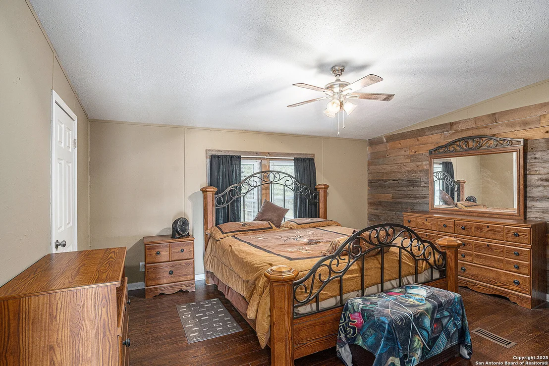 Photo of 1111 Willis Way