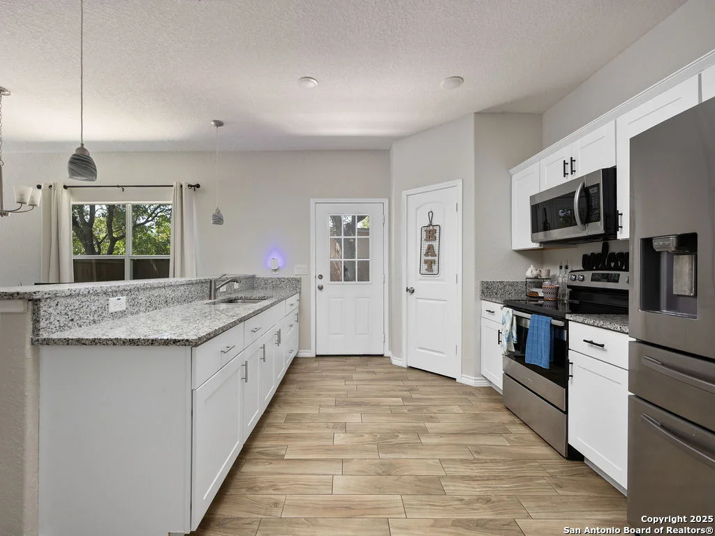 Photo of 1019 Clovis Pl