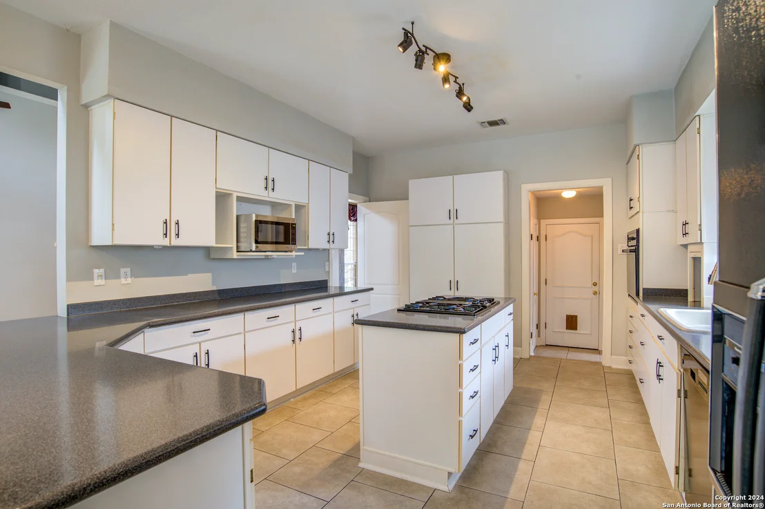 Photo of 15622 Dawn Crest