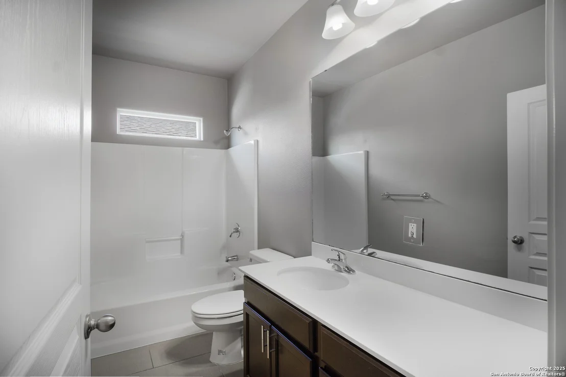 Photo of 2212 Tallow