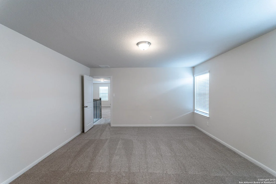 Photo of 143 Taylor Way