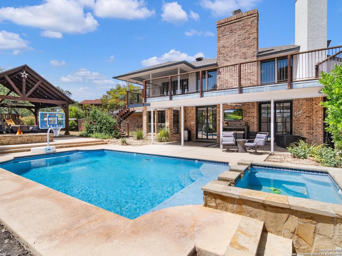 Photo of 13700 Bluffmont