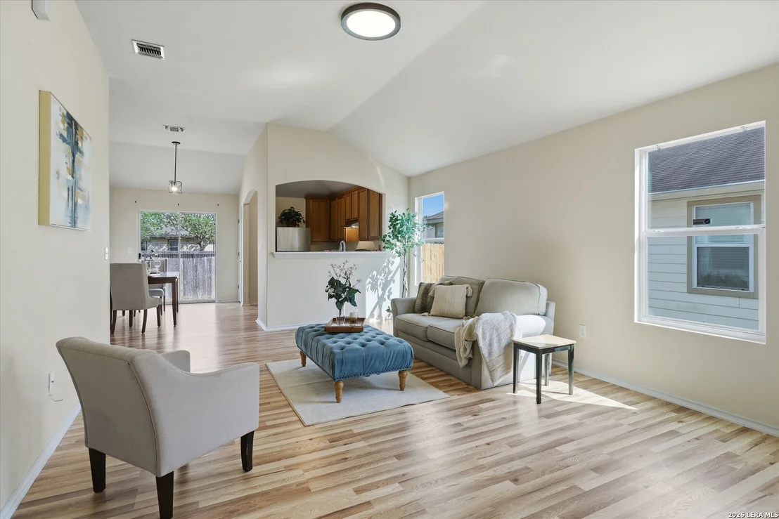 Photo of 7422 Copper Cliff