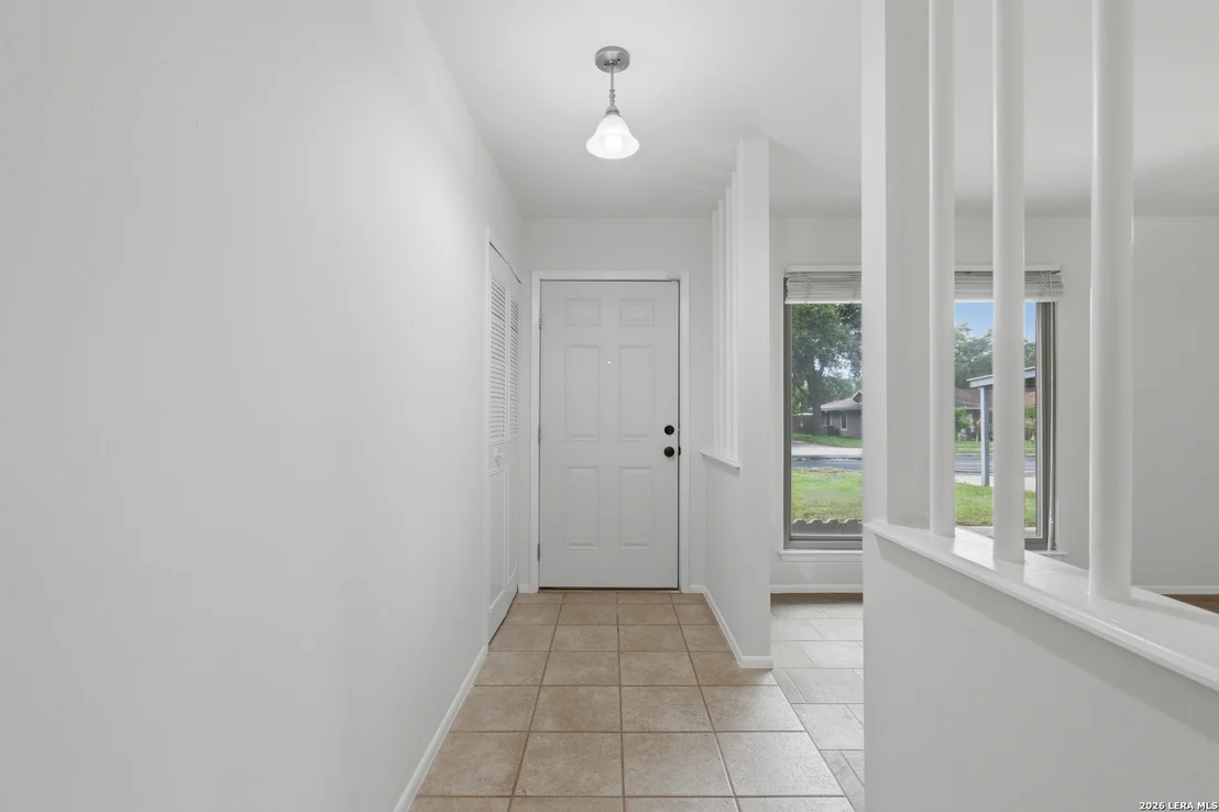 Photo of 5039 ROUND TABLE DR