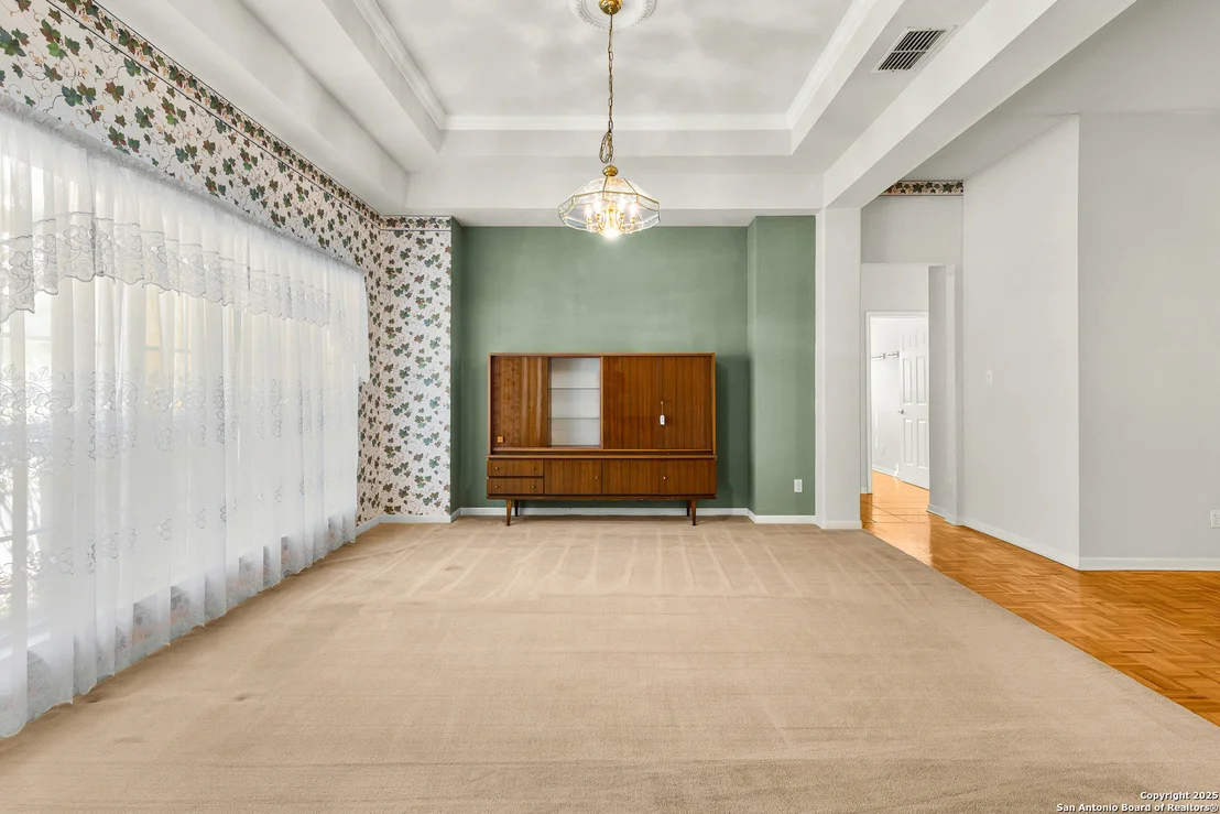Photo of 141 Oak Knoll