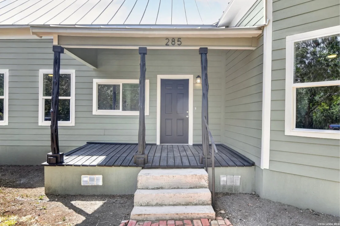 Photo of 285 Avenue I