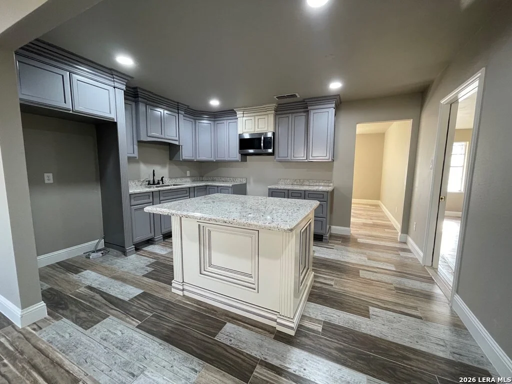 Photo of 2313 Lorilee Dr