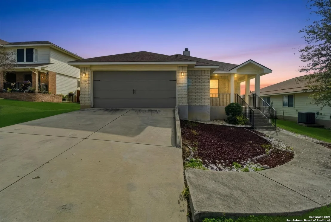 Photo of 8242 Pioneer Oak