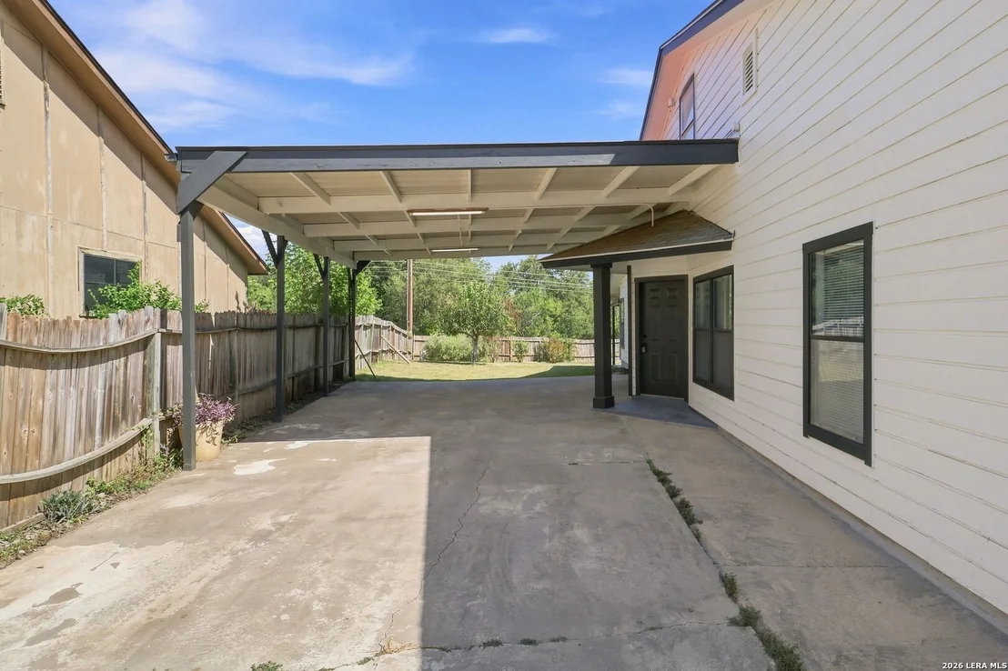 Photo of 10064 Spruce Ridge