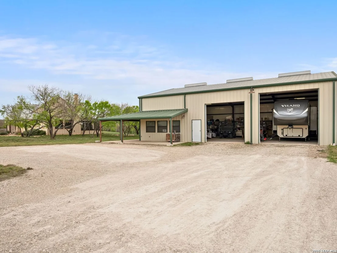Photo of 1503 FUNF KINDER RD