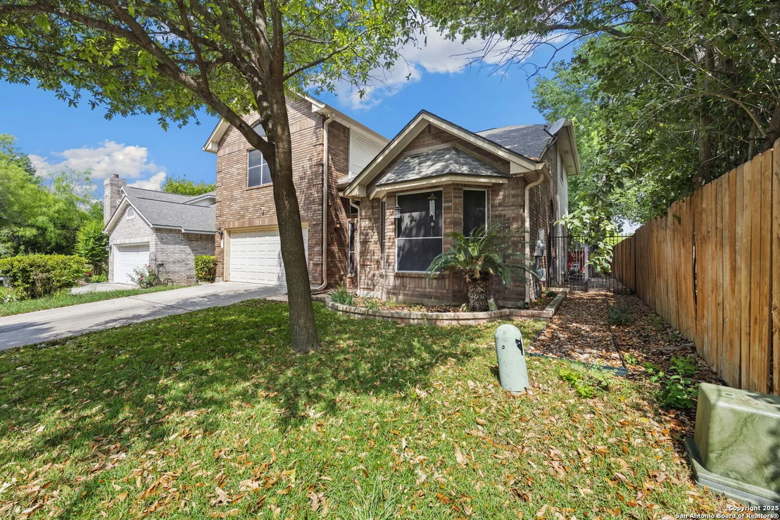 Photo of 6115 Glen Heather
