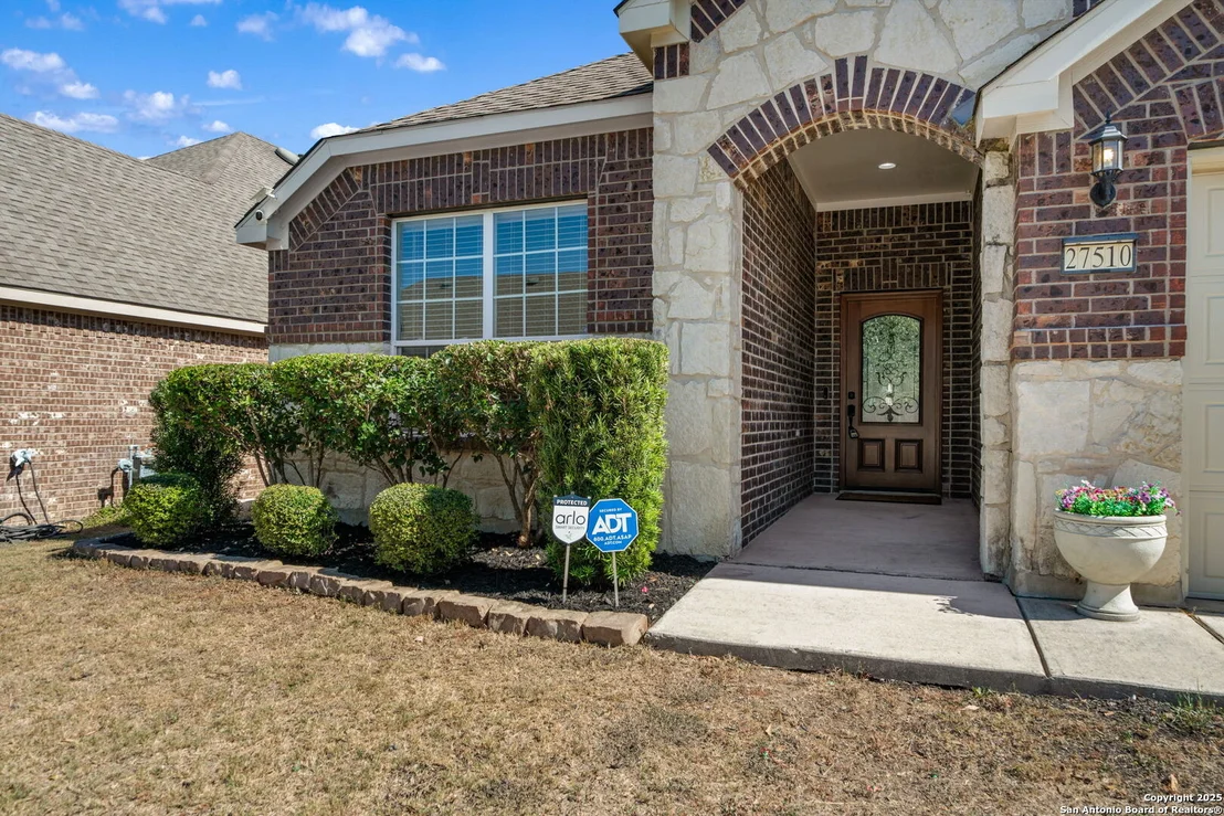 Photo of 27510 valle verde