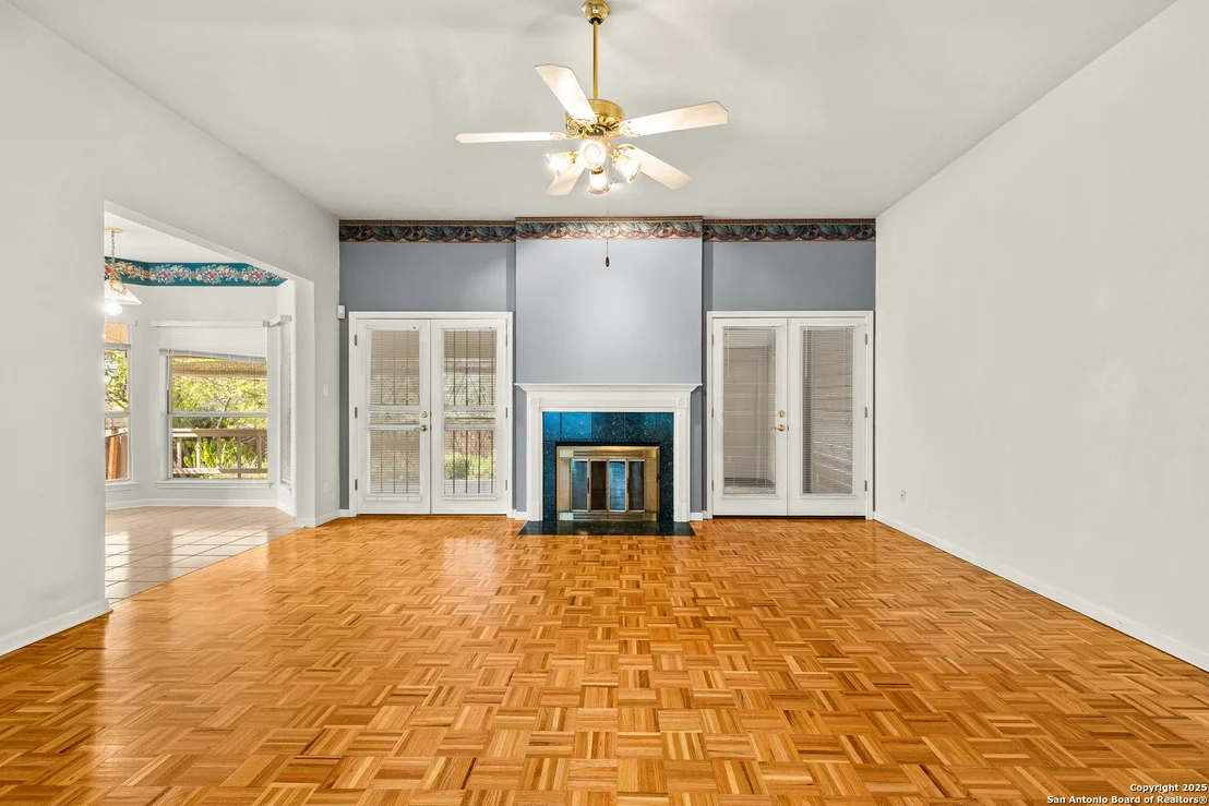 Photo of 141 Oak Knoll