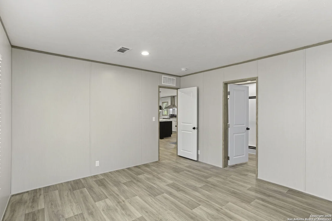 Photo of 294 Hickory Run