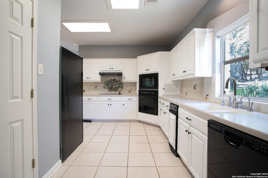 Photo of 981 Brookside