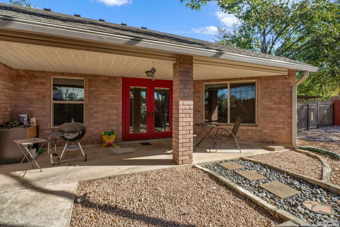 Photo of 1902 Indian Meadows Dr
