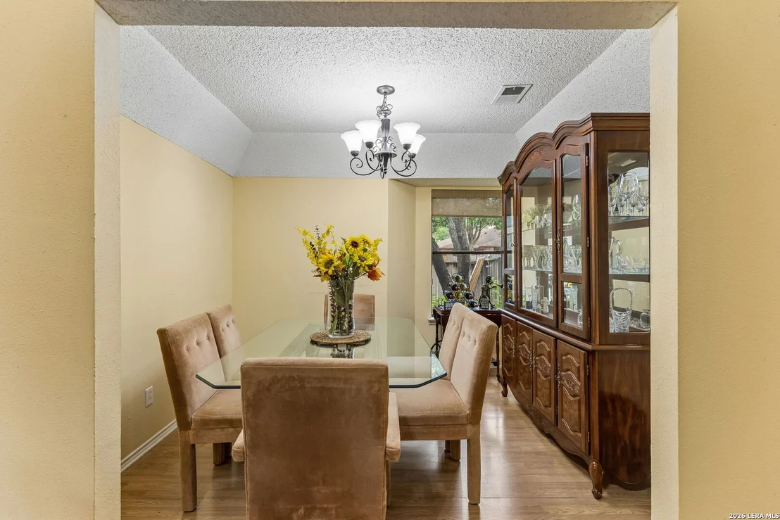 Photo of 14902 Oak Summit