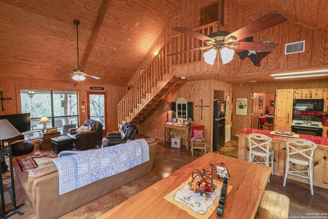 Photo of 1177 RIVER RD