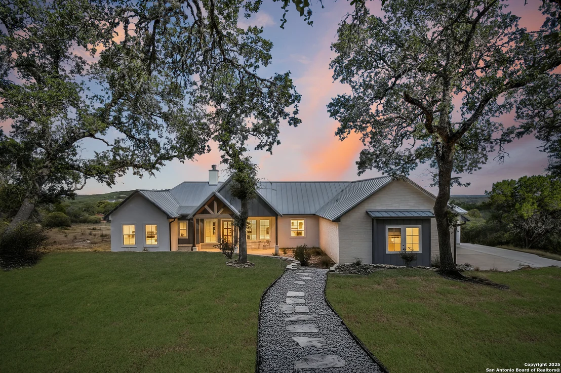 Photo of 3191 Campestres