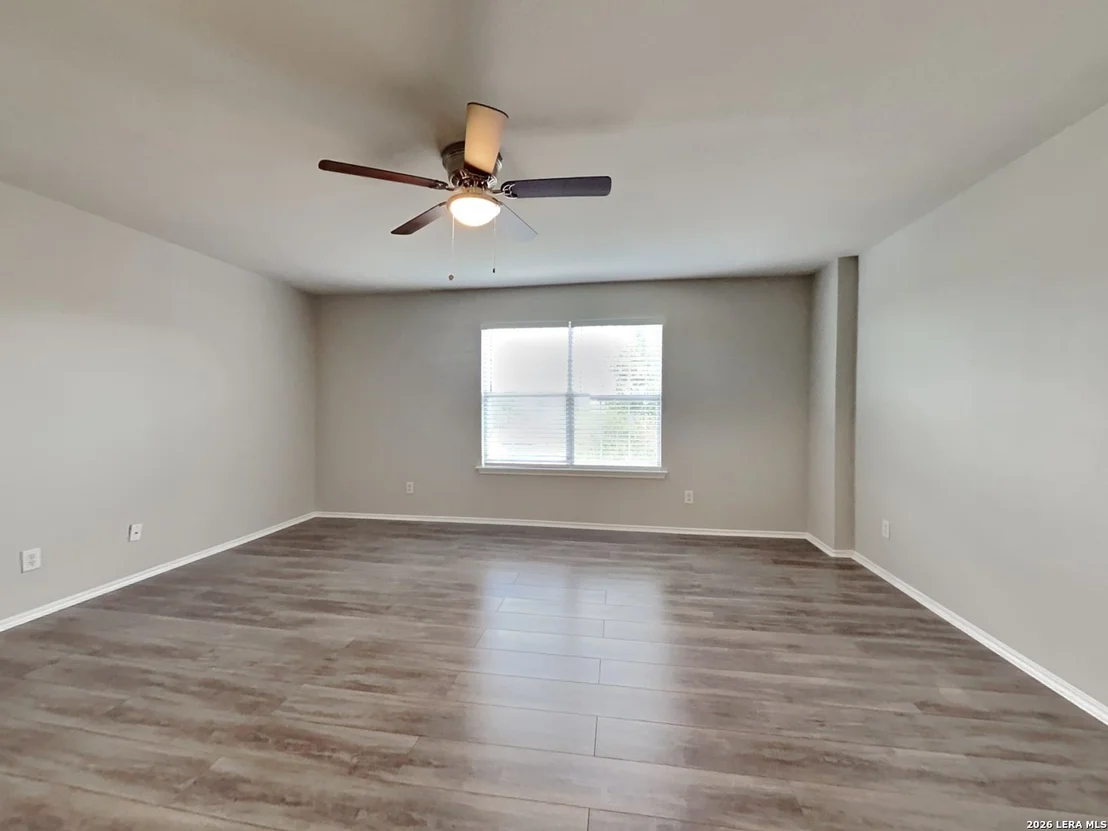 Photo of 419 Cardinal Way