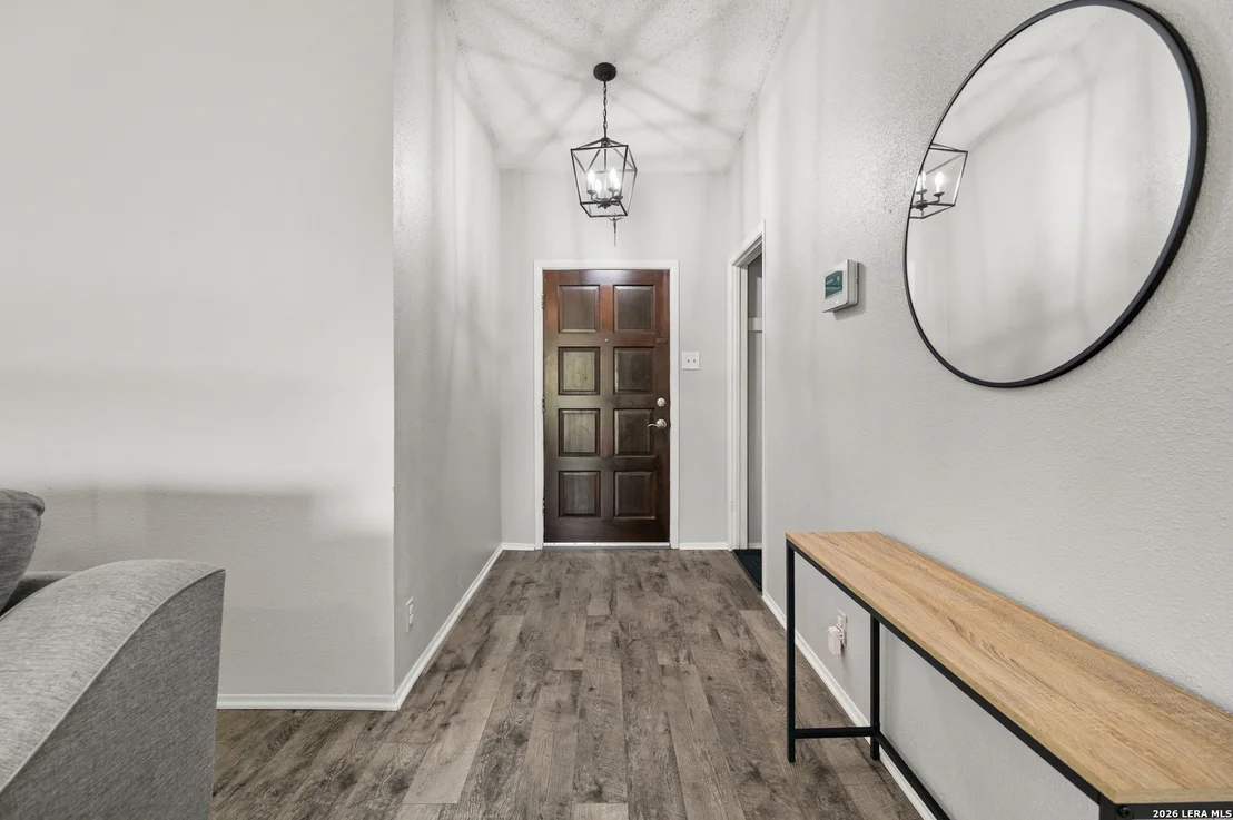 Photo of 2835 Hiawatha