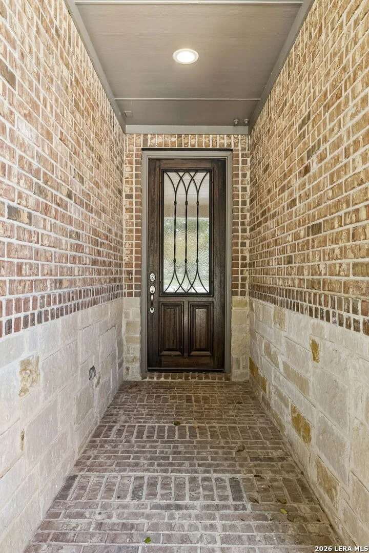 Photo of 121 Cimarron Crk