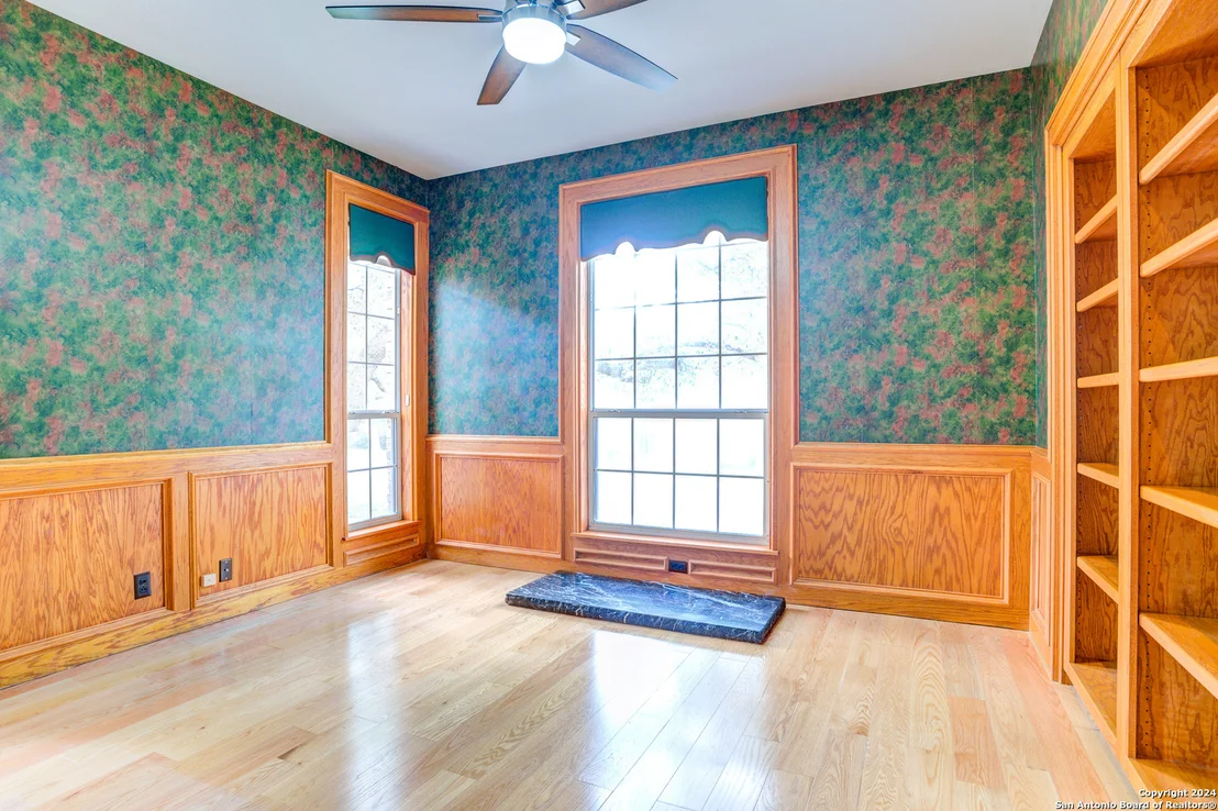 Photo of 15622 Dawn Crest