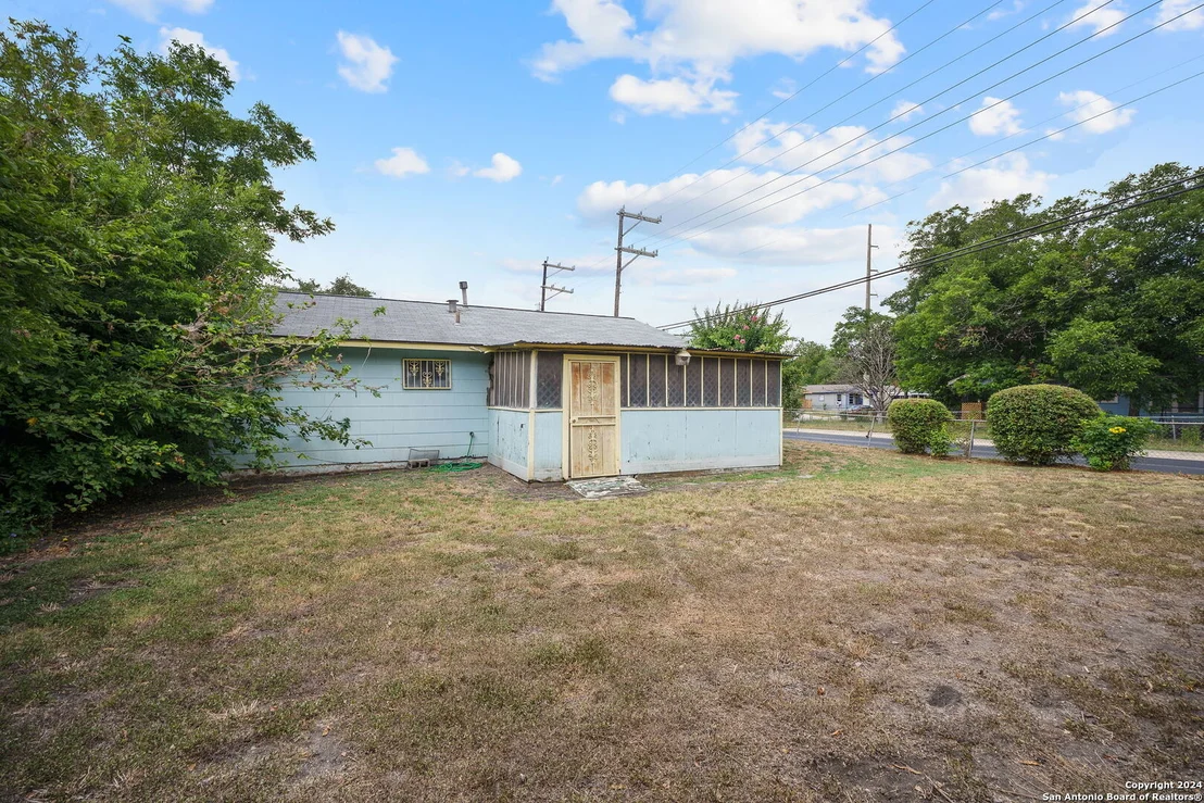 Photo of 4903 MELVIN DR