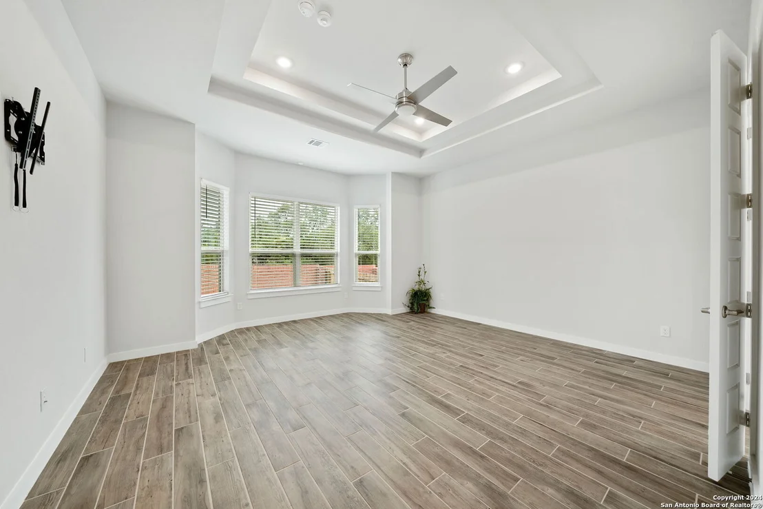 Photo of 105 BRANSON FALLS