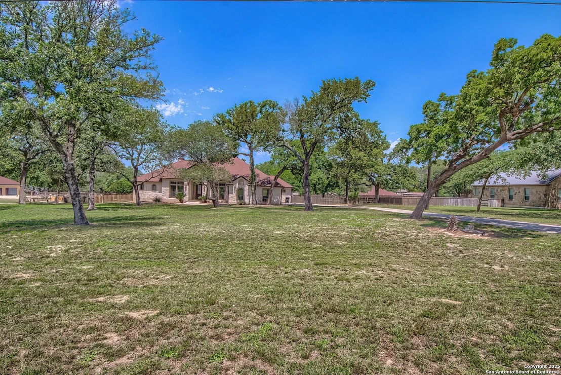 Photo of 141 Circle Six