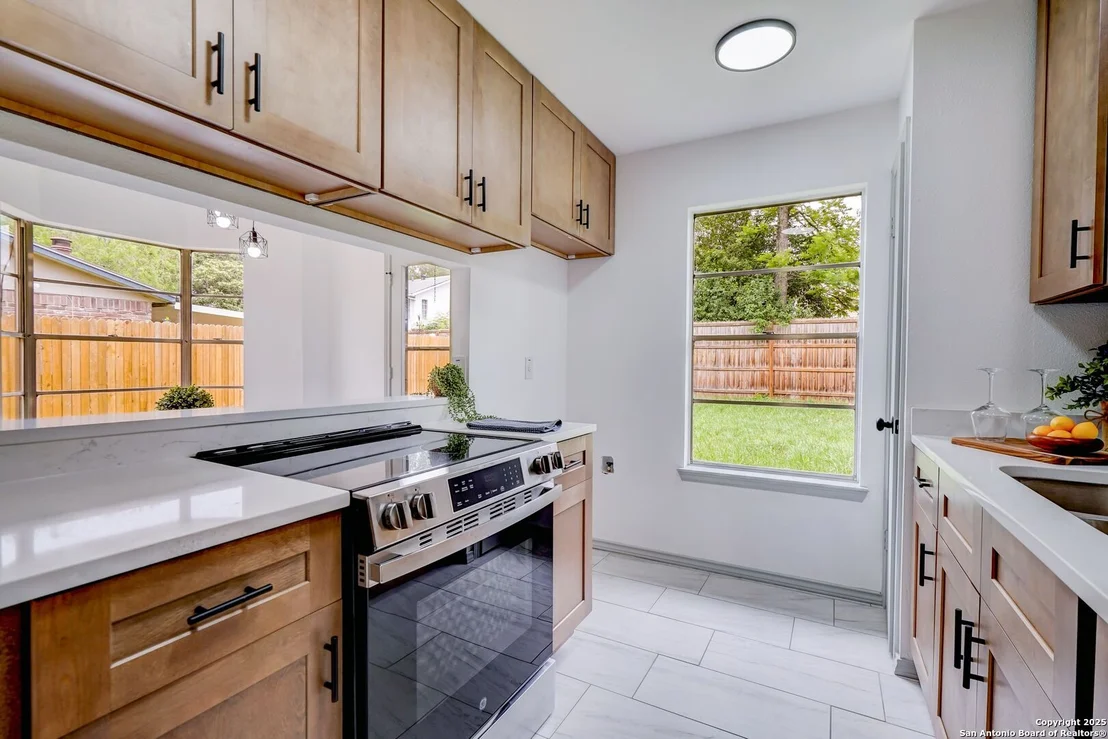 Photo of 2307 Moss Terrace