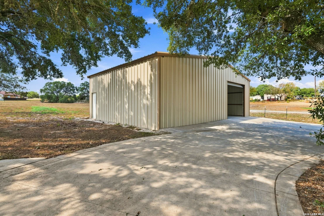 Photo of 353 BIG OAK DR