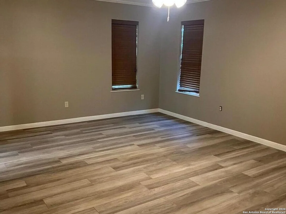 Photo of 100 County Road 305