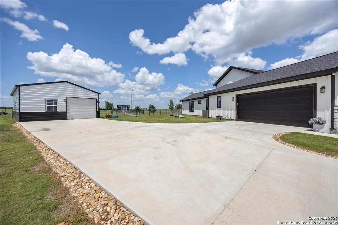 Photo of 317 Farmstead