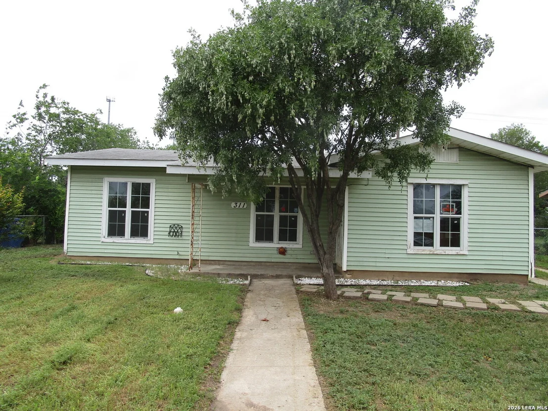 Photo of 311 Bushick
