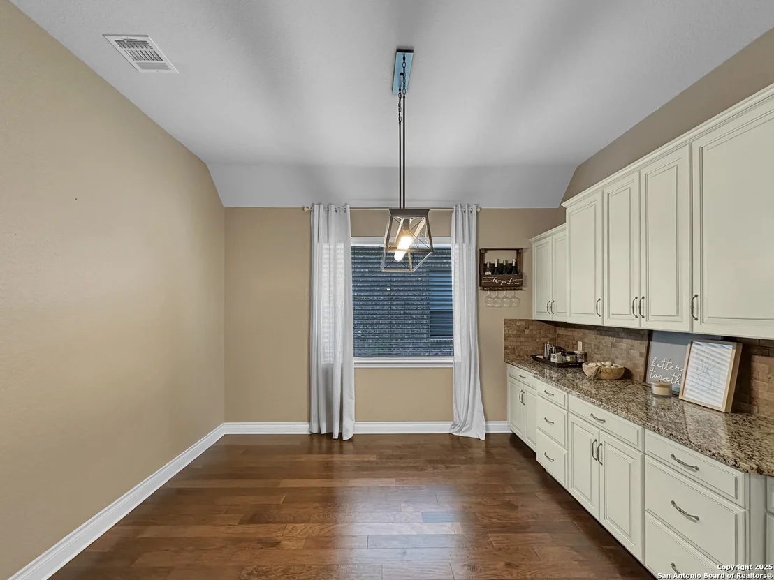 Photo of 106 Alder Woods
